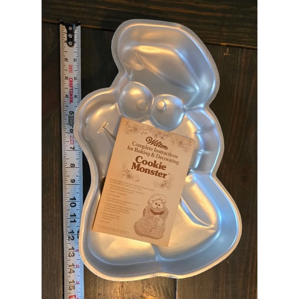 Vintage Wilton‎ Cookie Monster Cake Pan Sesame Street Muppets 502-7413